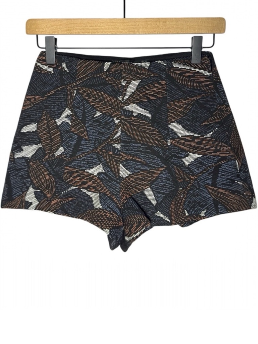Zara‎ Trafaluc Shorts XS High Waist Tropical Black Orange Blue Resortwear